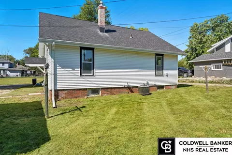 Exterior - 508 N 12th St, Beatrice, NE 68310 photo 3 of 4