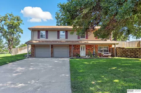 12106 Shirley St, Omaha, NE 68144