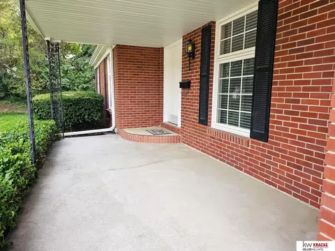 1211 S 5th Ave, Beatrice, NE 68310 photo 3