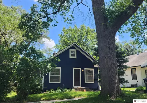 2810 S 11th St, Lincoln, NE 68502