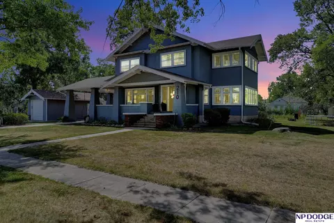 210 W Sycamore St, Western, NE 68464