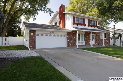 4621 La Salle St, Lincoln, NE 68516