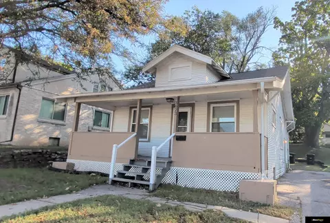 3623 N 60 St, Omaha, NE 68104