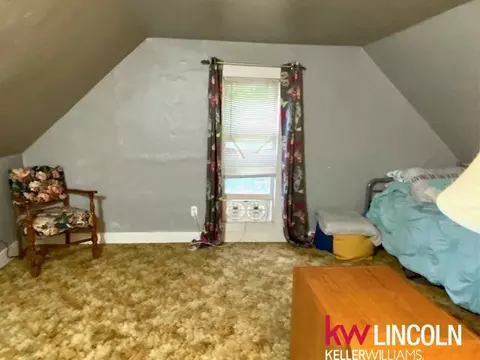 Bedroom - 214 E Seward St, Seward, NE 68434 photo 3 of 5