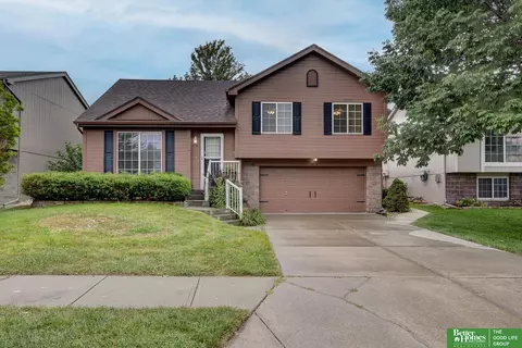 18711 Borman St, Omaha, NE 68135