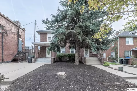 103 S 105 S 50th St, Omaha, NE 68132