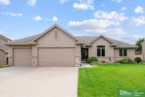 21205 Stonehaven Ct, Gretna, NE 68028