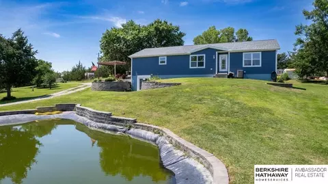 1663 140th Rd, Pleasant Dale, NE 68423