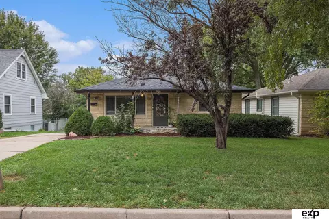 1935 S 53rd St, Lincoln, NE 68506