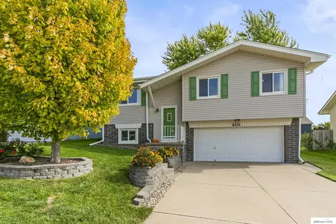 6131 N 79 St, Omaha, NE 68134
