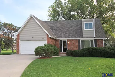 3050 Sardius Ct, Lincoln, NE 68516