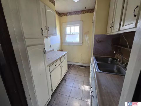 Other - 201 S Sumner St, Beatrice, NE 68310 photo 4 of 6
