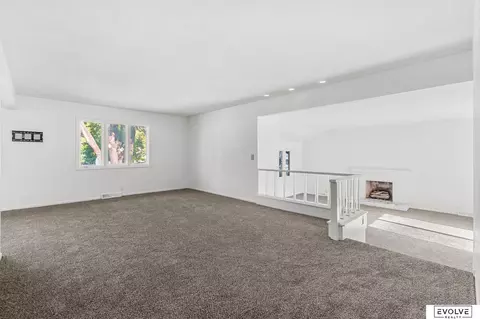 Living - 2425 S 113th St, Omaha, NE 68144 photo 3 of 6