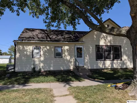150 Oak St, Bee, NE 68314