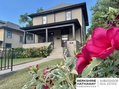 2822 S 32 Ave, Omaha, NE 68105