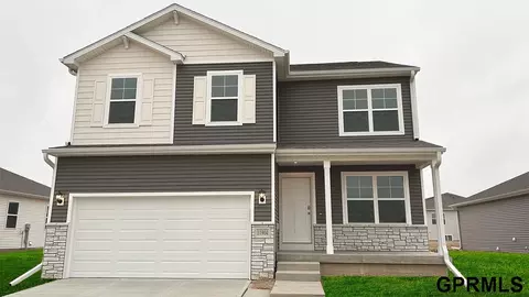 7116 S 205th St, Gretna, NE 68028