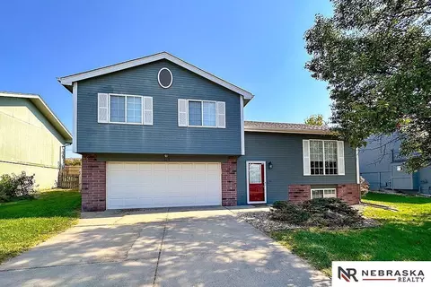 6611 N 108th Ave, Omaha, NE 68164