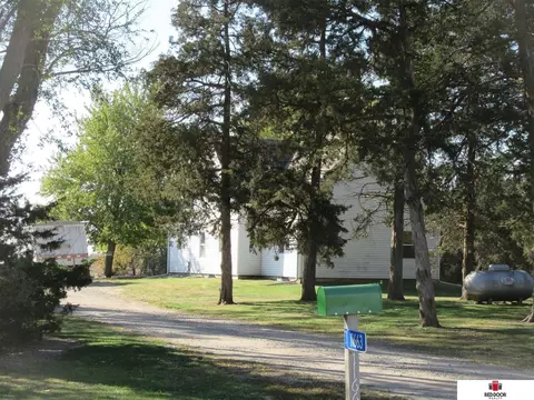Exterior - 11663 E Sargent Rd, Filley, NE 68357 photo 3 of 3