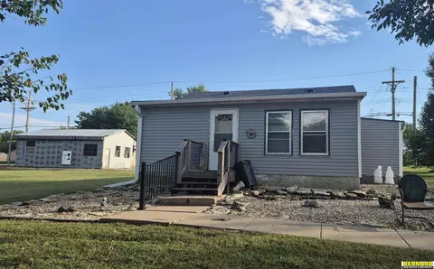 1311 9th St, Auburn, NE 68305