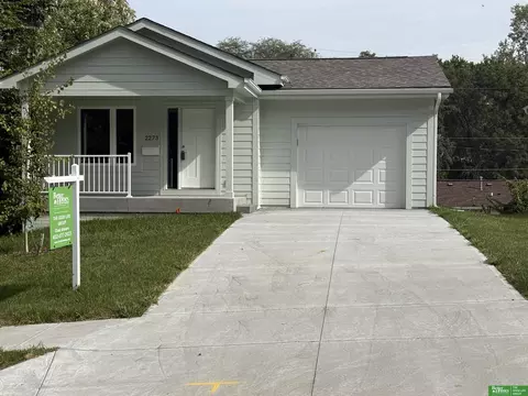 2273 N 38th Ave, Omaha, NE 68111