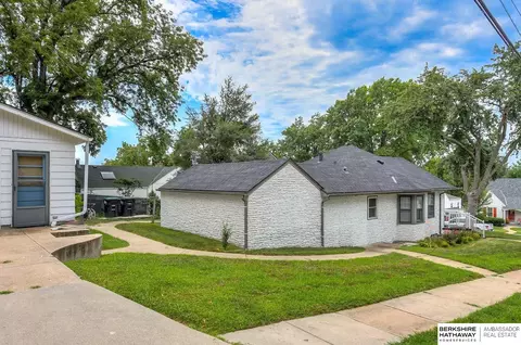 2101 S 61st Ave, Omaha, NE 68106