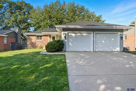 641 N 86th St, Lincoln, NE 68505