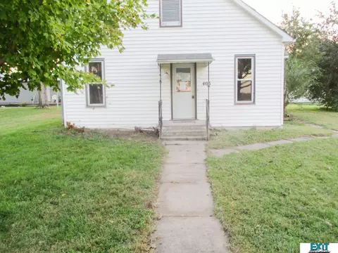 403 Eldon St, Talmage, NE 68448