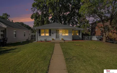 626 N 44th St, Omaha, NE 68131