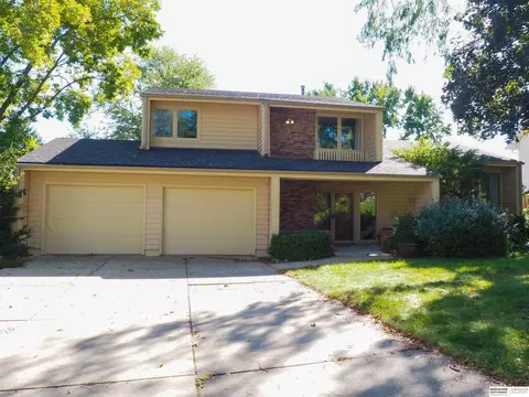1319 S 134th St, Omaha, NE 68144