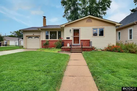1248 Dodge St, Fremont, NE 68025