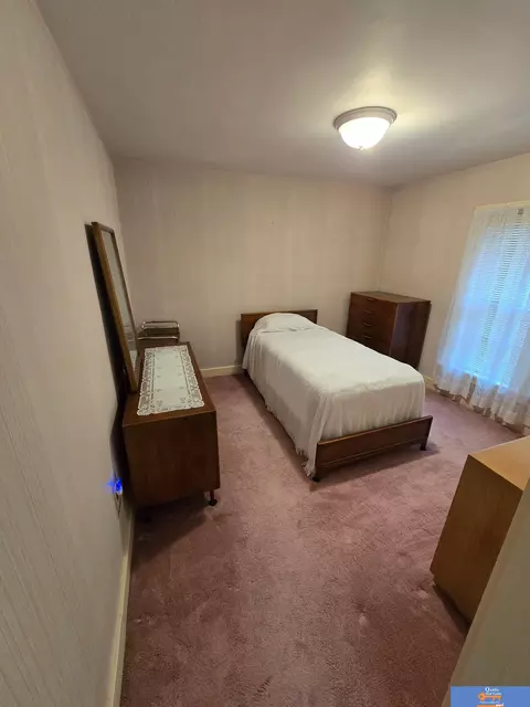 Bedroom - 902 N 13th St, Beatrice, NE 68310 photo 2 of 4