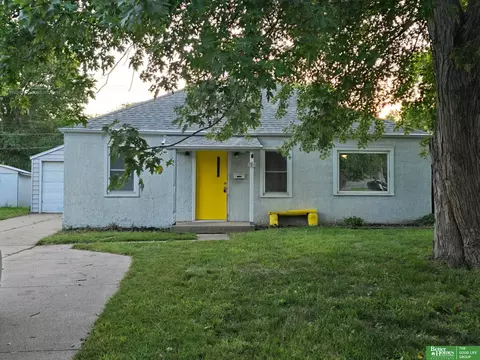 2510 Hancock St, Bellevue, NE 68005