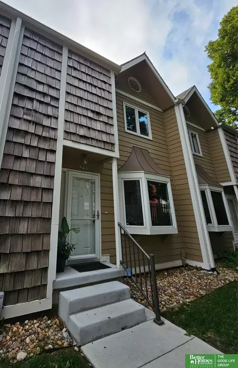 524 S 36 Ct, Omaha, NE 68105