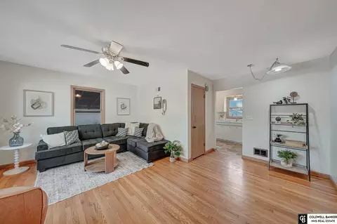 5125 Greenwood St, Lincoln, NE 68504