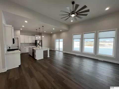1010 Bluejay Cir, Ashland, NE 68003