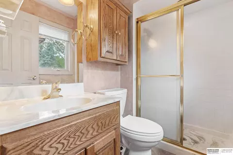 Bath - 10917 V St, Omaha, NE 68137 photo 1 of 4
