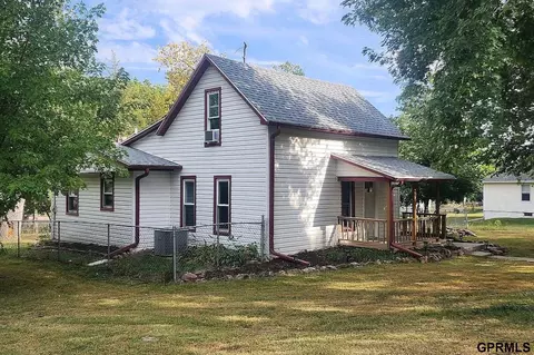 540 B St, Palmyra, NE 68418