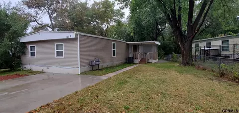 4239 Bellville Dr, Lincoln, NE 68521