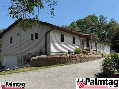 415 3rd Ter, Nebraska City, NE 68410