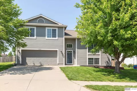 18828 Washington St, Omaha, NE 68135