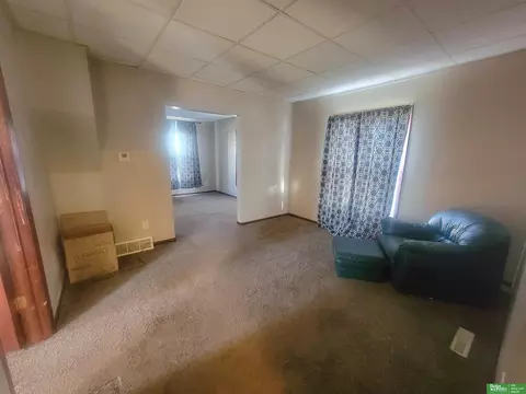 320 E 4th St, York, NE 68467 photo 8