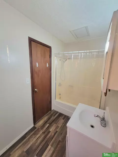 320 E 4th St, York, NE 68467 photo 16