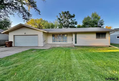 816 First St, Milford, NE 68405