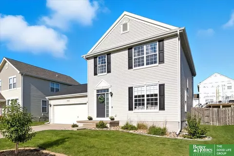 7911 N 154 Ave, Bennington, NE 68007