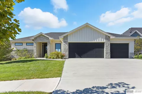 2306 N 182nd Ave, Elkhorn, NE 68022