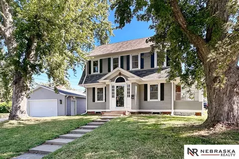 7103 Minne Lusa Blvd, Omaha, NE 68112