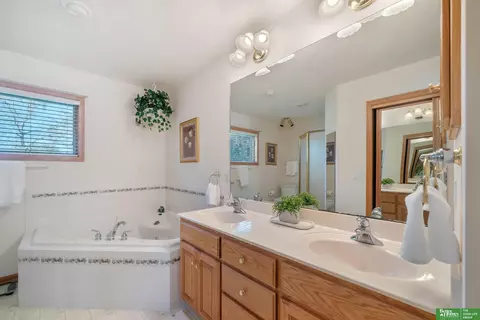 804 Maple St, Springfield, NE 68059 photo 18