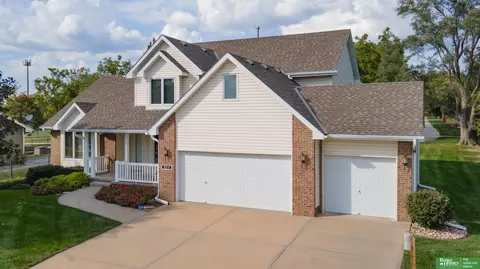 804 Maple St, Springfield, NE 68059 photo 2