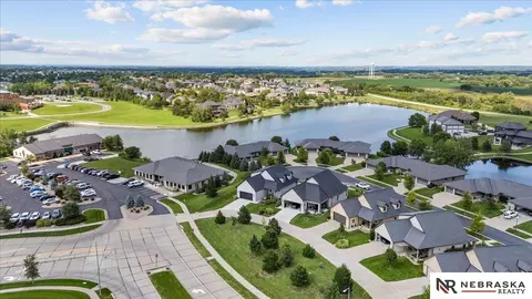 7727 S 94th Bay Bay, Lincoln, NE 68526