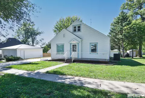 1057 Mohawk St, Syracuse, NE 68446